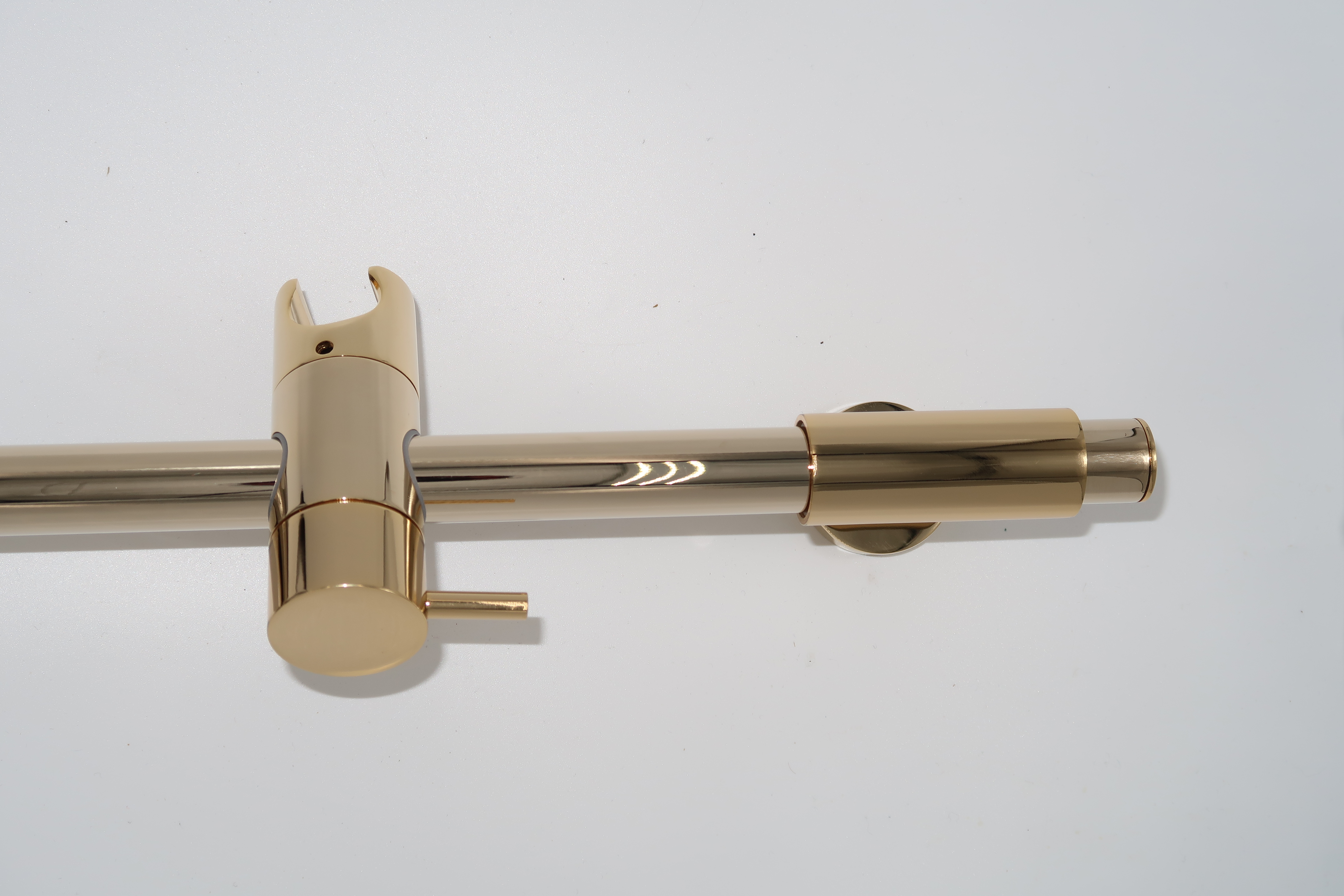 *Brausestange "DESIGN R90", mit Gleiter Ms gold, variable Befestigung *ACHTUNG beigepackte Pflegehinweise beachten