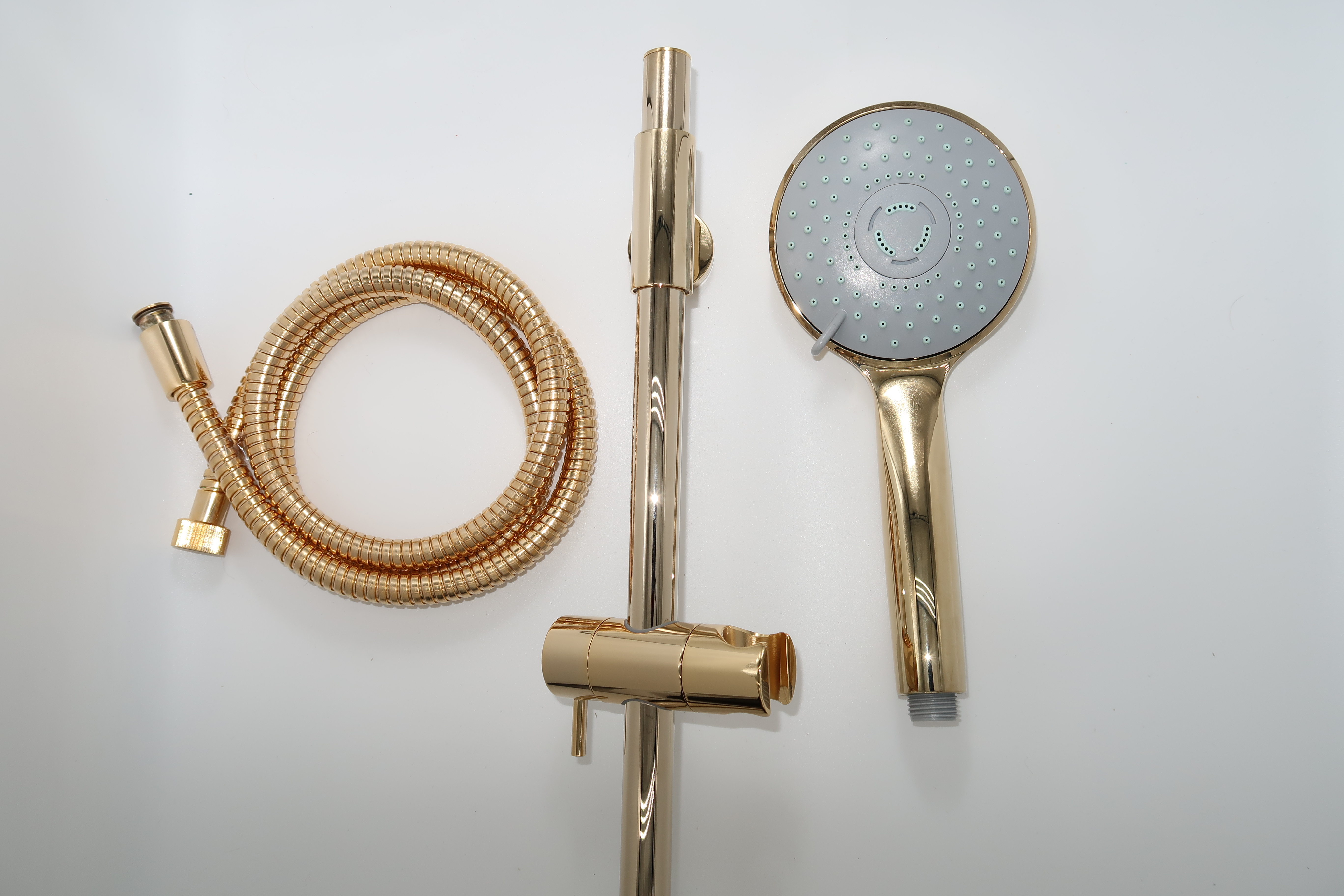 *Brausegarnitur "DESIGN R90", komplett Ms GOLD, variable Befestigung *ACHTUNG beigepackte Pflegehinweise beachten