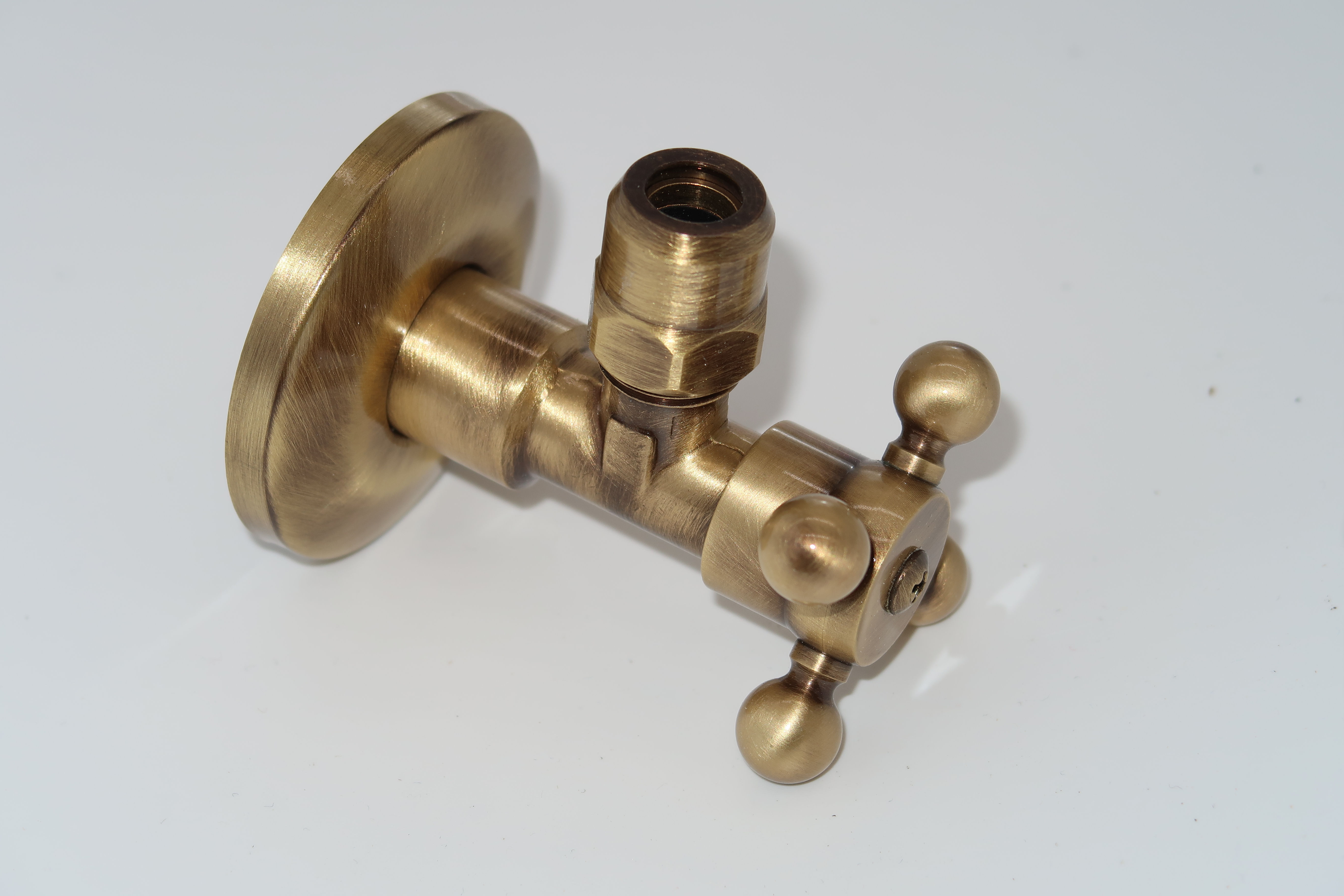 *Eckventil mit Kreuzgriff Retro 1/2"AGx10mm, Messing bronziert *ACHTUNG beigepackte Pflegehinweise beachten