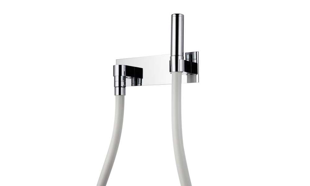 Kneippset Garnitur m.integr.Wandanschlussbogen u.Schlauchhalter 1/2"Eingang, 3/4"Schlauch 2m, MS chrom 