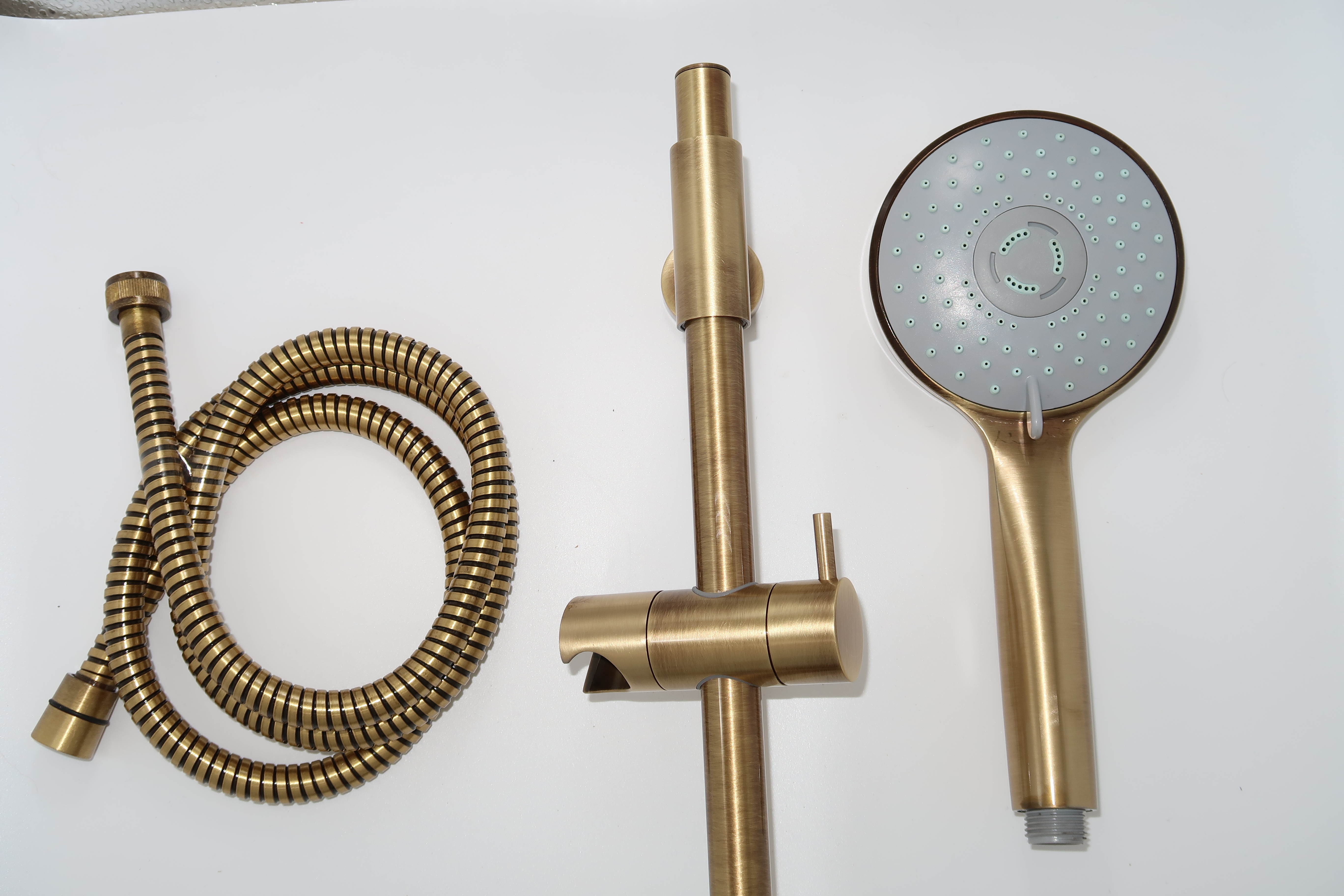 *Brausegarnitur "DESIGN R90", komplett Ms BRONZE, variable Befestigung *ACHTUNG beigepackte Pflegehinweise beachten